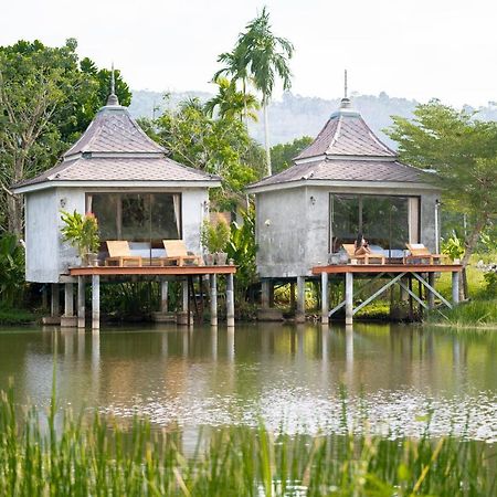Anodard Phuket, Nai Yang Beach 他朗 外观 照片